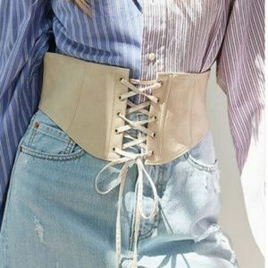 Corset Belt NWOT medium